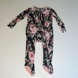 Posh Peanut Milana Ruffle Zippered Footie - 3-6 month